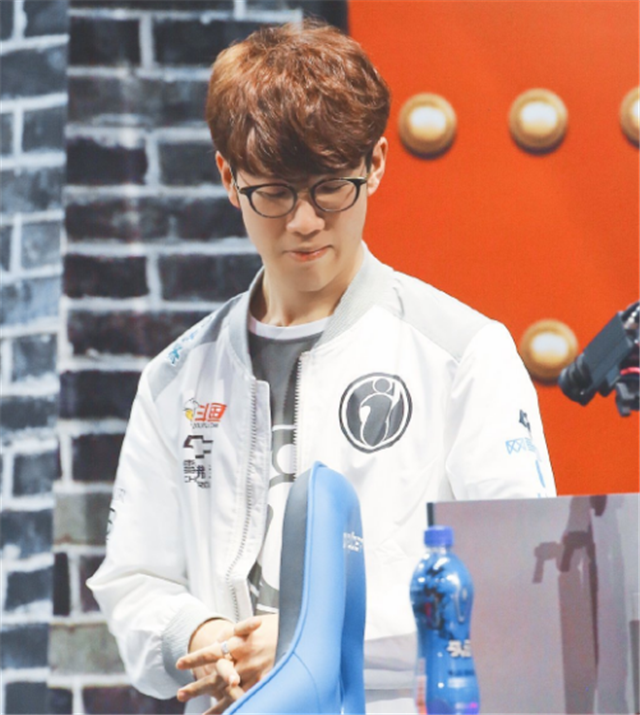 敢再有半分 敢再有半分